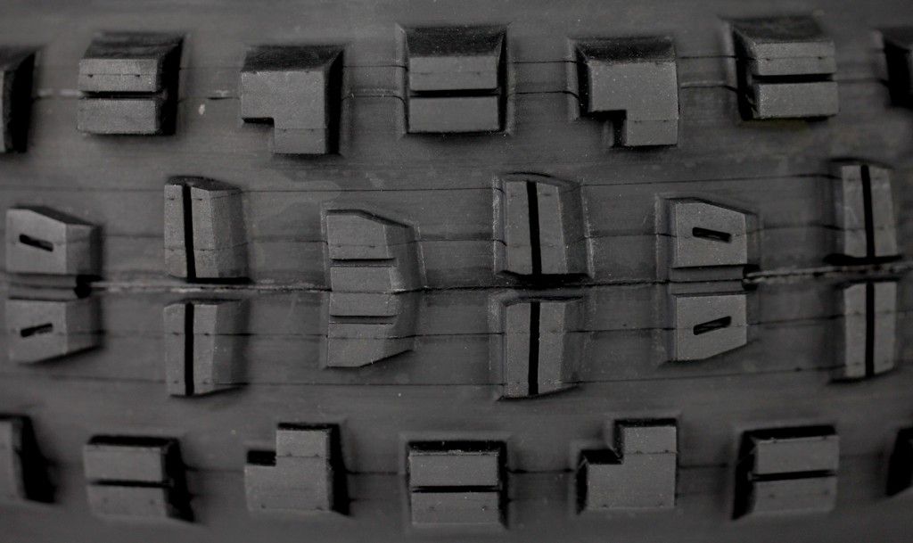 Cubierta Maxxis MInion DHR II