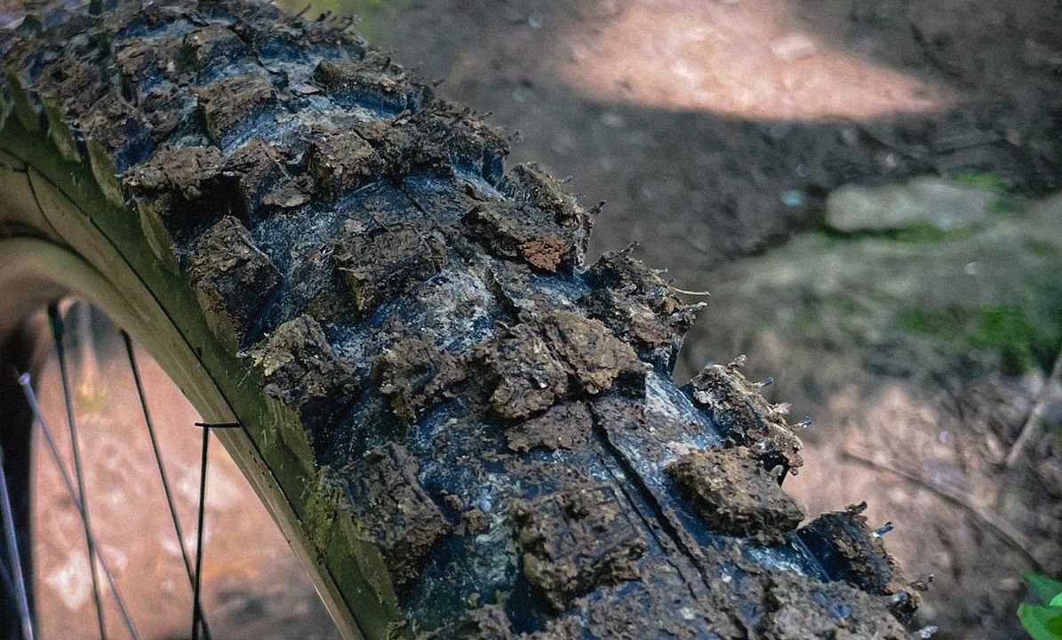 Taqueado de la Pirelli Scorpion Race Enduro M