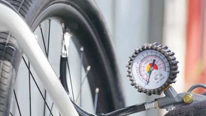 Pneu vélo ville 26x1 3/8 - tringle rigide