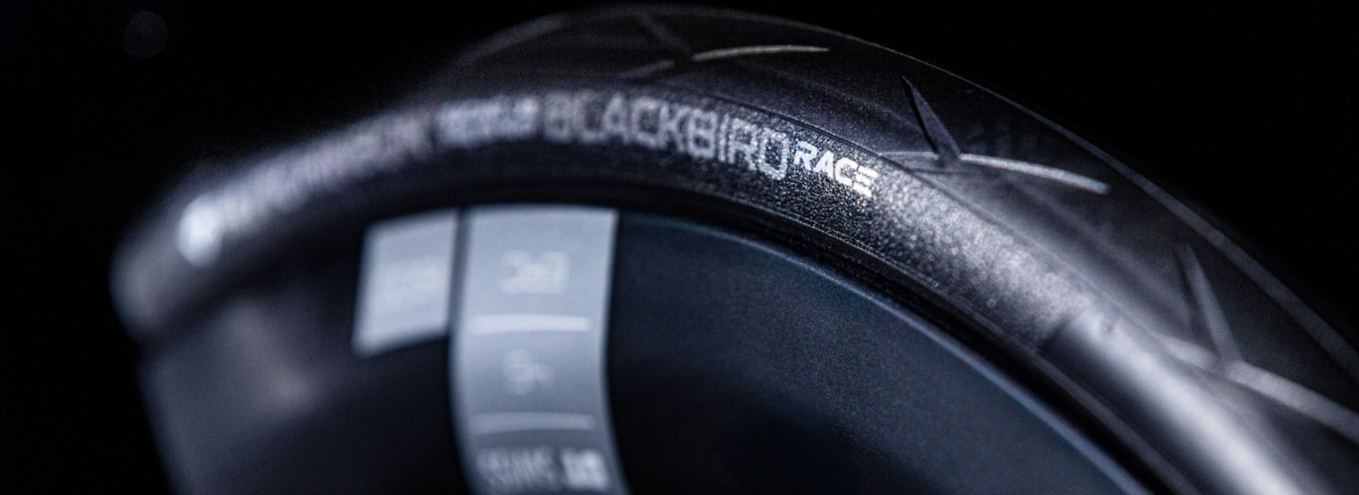 Pneu route Blackbird RACE TLR Hutchinson