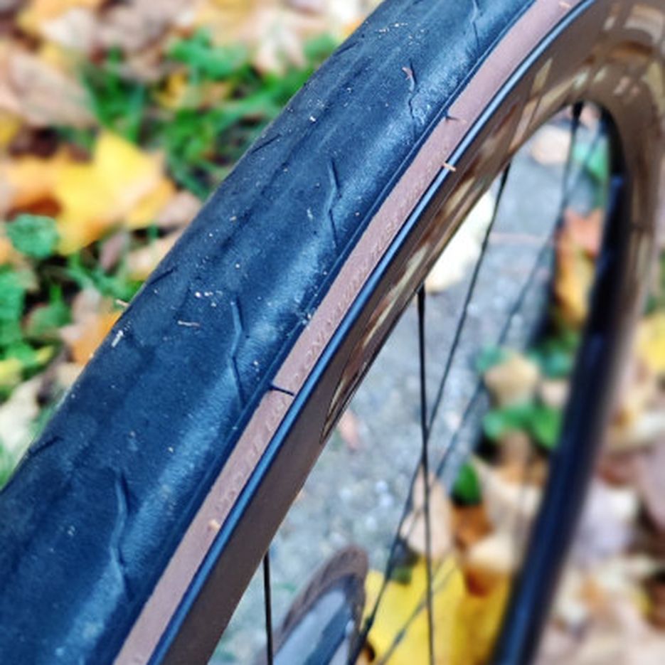 Bande de roulement Challenger Hutchinson