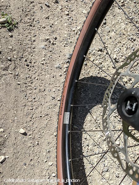 Le pneu Pirelli Cinturato Gravel sur le terrain