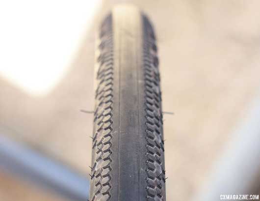 Banda de rodamiento de la Vittoria Terreno Zero