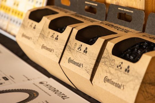 Packaging pneu continental Kryptotal