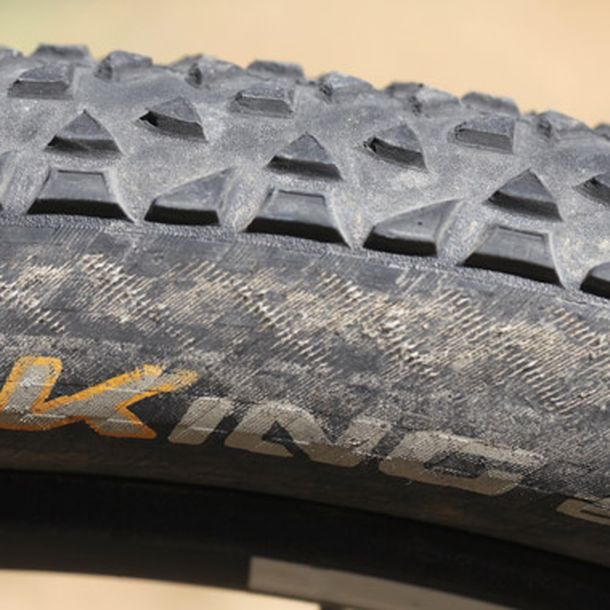 Continental Race King Flanc