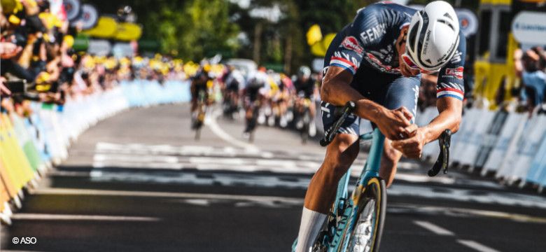 Mathieu van der Poel gana la 2ª etapa y recupera el maillot amarillo gracias a uno de las mejores cubiertas del Tour de Francia 2021: los tubulares Vittoria Corsa