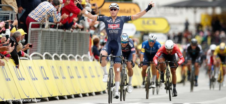 Tim Merlier gana la 3ª etapa al sprint montando cubiertas Vittoria