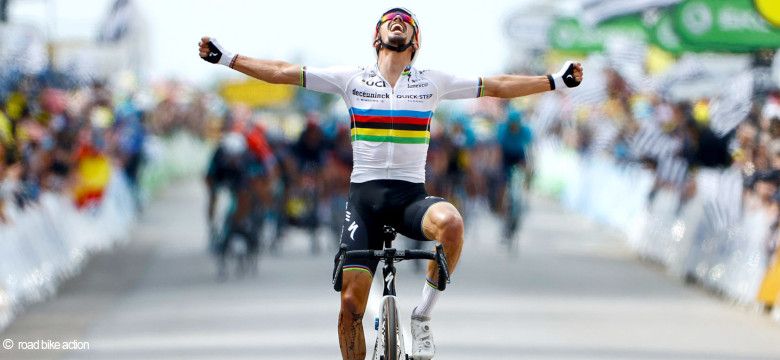 Julian Alaphilippe gana la 1ª etapa y el maillot amarillo con cubiertas Specialized con cámara de látex
